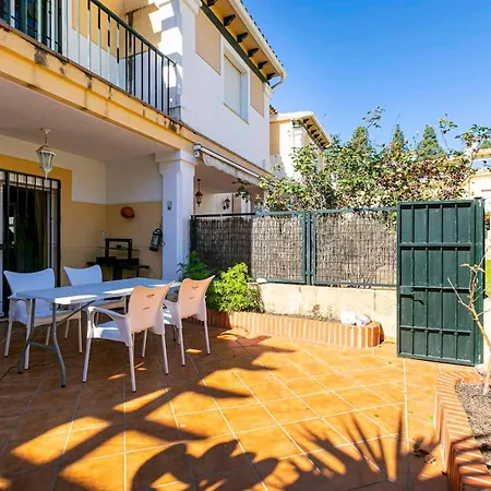 Holiday home Modern In With Pool And Balcony Pass The Keys Marbella